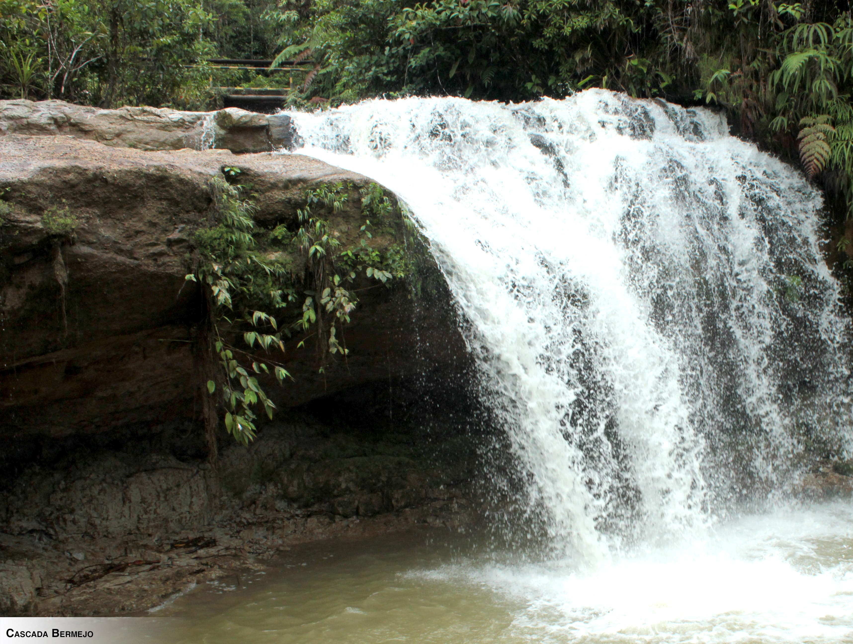 Cascada Bermejoweb min